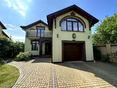 дом по адресу Лесі Українки