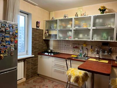 квартира за адресою Автозаводська вул., 7б