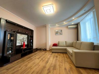 квартира по адресу Миколы Бажана просп., 10