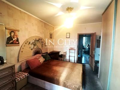 квартира за адресою Каштанова вул., 5