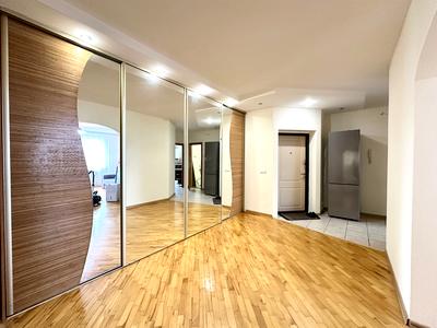 квартира за адресою Паркова вул., 18в