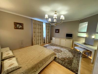 квартира за адресою Кропивницького вул., 8