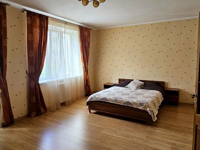 квартира за адресою Зодчих вул., 16