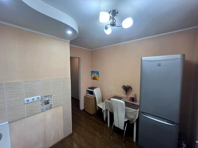 квартира за адресою Зодчих вул., 72