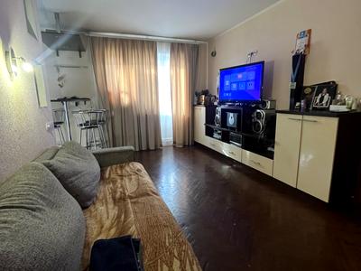 квартира за адресою Героїв Крут вул. (Валентини Терешкової), 52