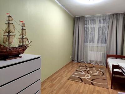 квартира за адресою Сім'ї Кульженків вул. (Петра Дегтяренка), 33