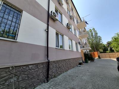 квартира за адресою Центральна вул., 8А