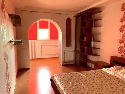 квартира за адресою Васильченка вул., 10-А