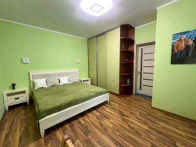 квартира по адресу Миколы Бажана просп., 10