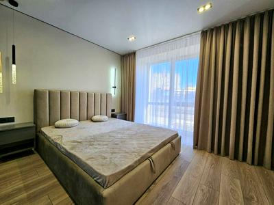 квартира за адресою Довженка вул., 32