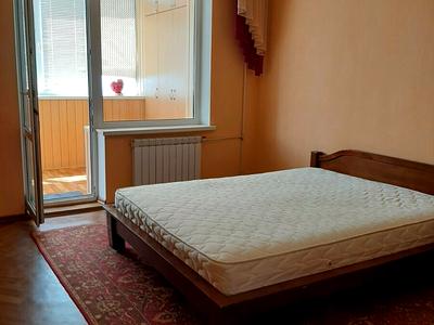 квартира за адресою Ревуцького вул., 7