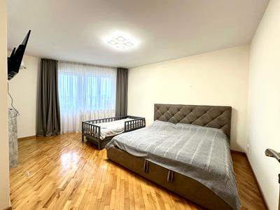 квартира за адресою Паркова вул., 18в