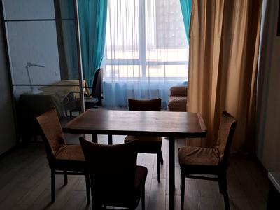 квартира за адресою Причальна вул., 14