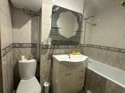 квартира за адресою Космічна вул., 124-В