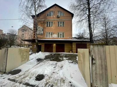 коммерческая по адресу Леся Курбаса ул., 7