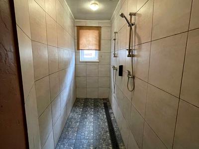 комерційна за адресою Зелена вул., 85