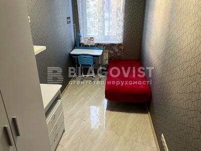 квартира за адресою Левітана вул., 3
