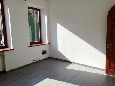 коммерческая по адресу Паторжинского ул., 4