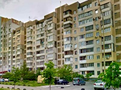 квартира за адресою Анни Ахматової вул., 11