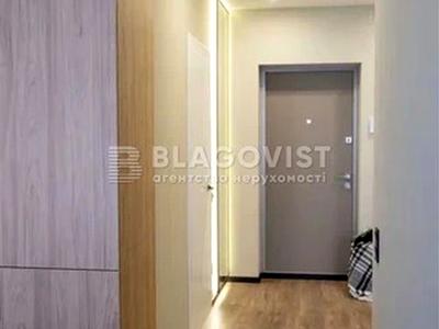 квартира за адресою Причальна вул., 14