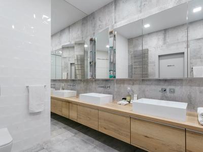 квартира за адресою Літературна вул., 1а