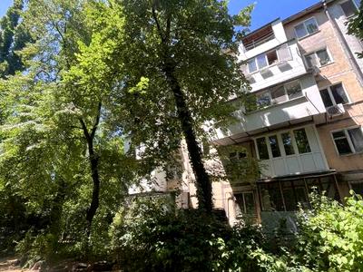 квартира за адресою Космонавтів вул., 48