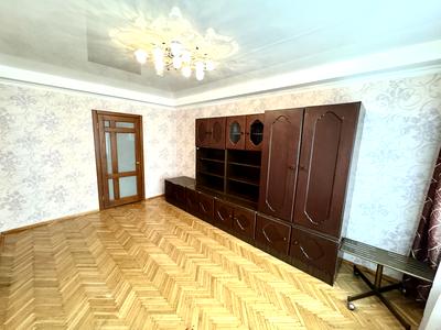 квартира за адресою Братиславська вул., 20