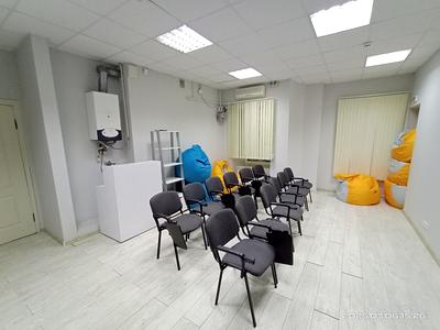 комерційна за адресою Італійська вул. (Пушкінська), 8