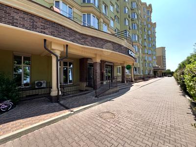 комерційна за адресою Зелена вул., 12
