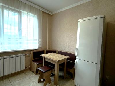 квартира за адресою Академіка Заболотного вул., 44