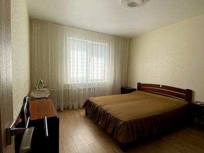 квартира за адресою Слави бульв., 18