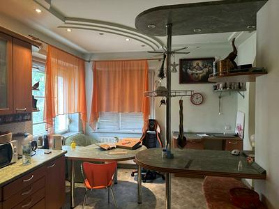 квартира за адресою Карпатська вул., 15а
