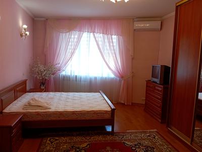 квартира по адресу Анны Ахматовой ул., 45