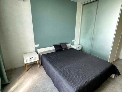 квартира за адресою Салютна вул., 2к5