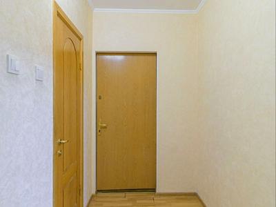 квартира за адресою Ревуцького вул., 7