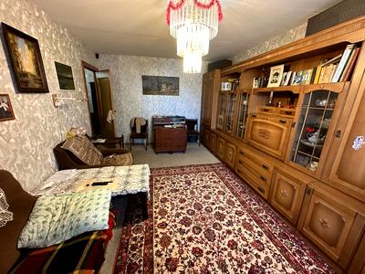 квартира за адресою Автозаводська вул., 93