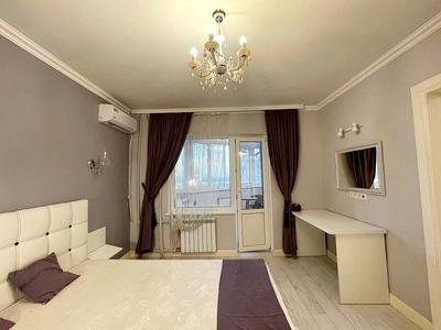 квартира за адресою Братства Тарасівців вул. (Декабристів), 8