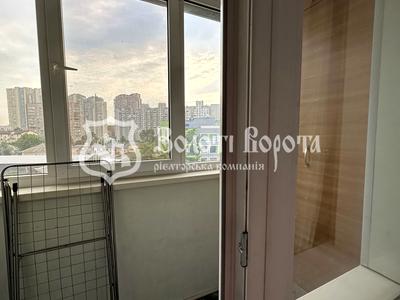 квартира за адресою Хорольська вул., 10