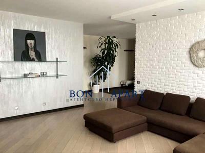 квартира за адресою Київ, Миколи Амосова вул., 4