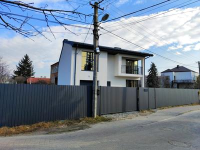 будинок за адресою Незалежності вул., 7а