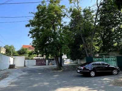 участок по адресу Каманина ул. (Каманина), 1б
