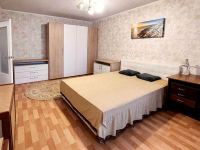 квартира за адресою Ревуцького вул., 19/1