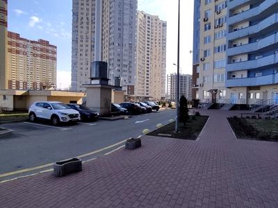 квартира за адресою Академіка Глушкова просп., 9-В