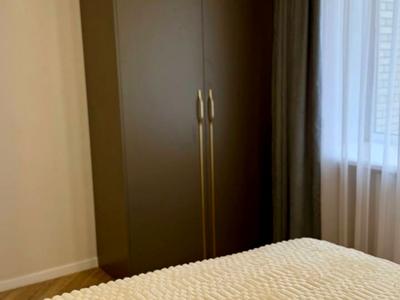 квартира за адресою Леся Курбаса вул., 8
