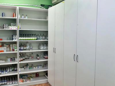 комерційна за адресою Металлургів, 14