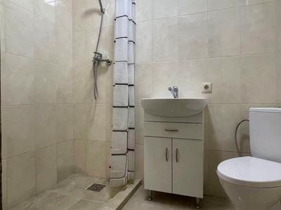 квартира по адресу Парижской Коммуны ул., 4
