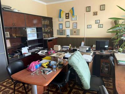 коммерческая по адресу Леся Курбаса ул., 7