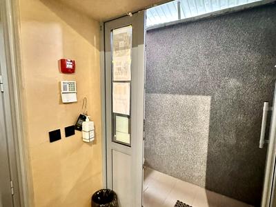 коммерческая по адресу Красносельского ул., 71а