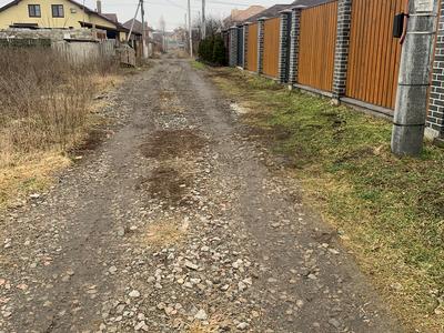 участок по адресу Свято-Троицкая