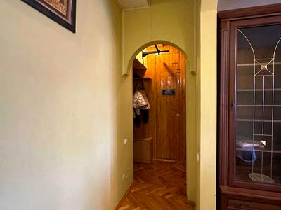 квартира за адресою Братів Дужих вул. (Володимира Комарова), 22а